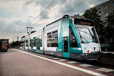 Autonomous Deep Learning Tram